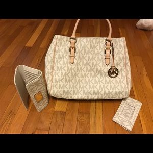 Michael Kors large purse